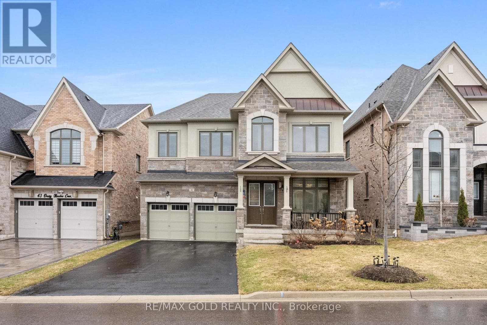 41 DAISY MEADOW CRESCENT