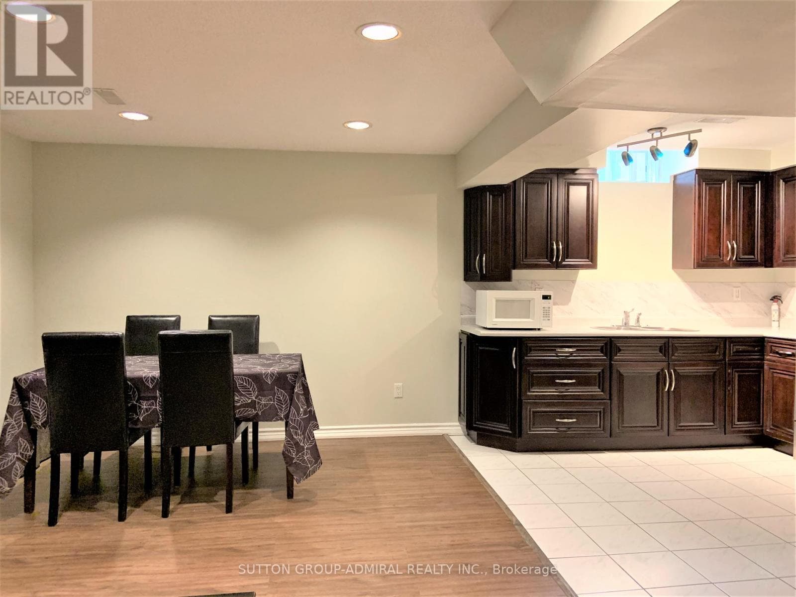 26 PANDORA COURT — photo 4