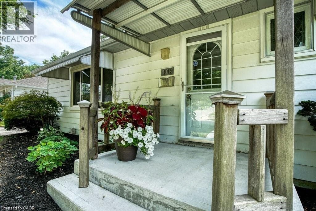 102 KRIBS Street Unit# Main — photo 2