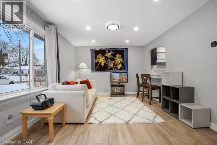 102 KRIBS Street Unit# Main — photo 4