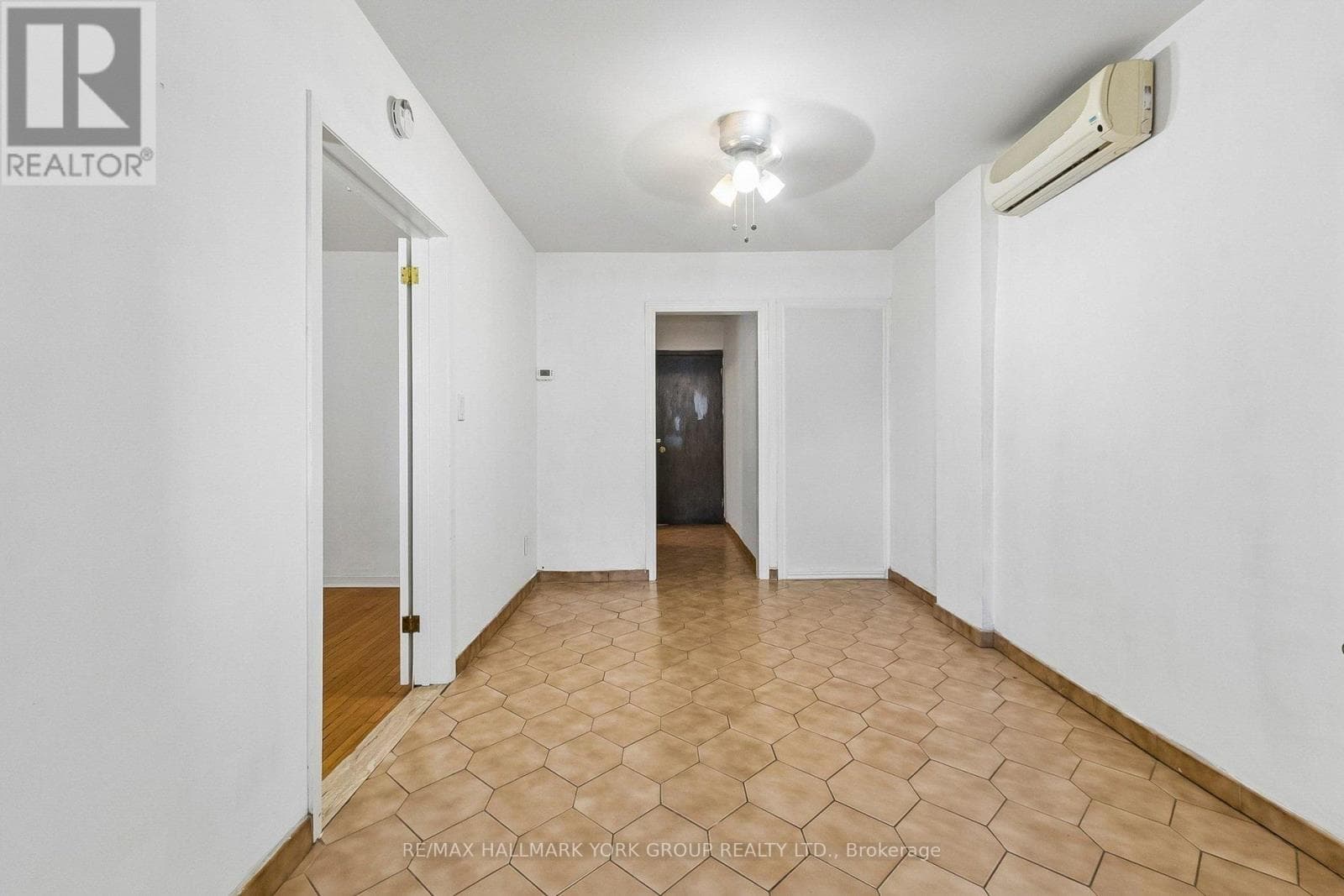 MAIN FL - 472 WINONA DRIVE — photo 4